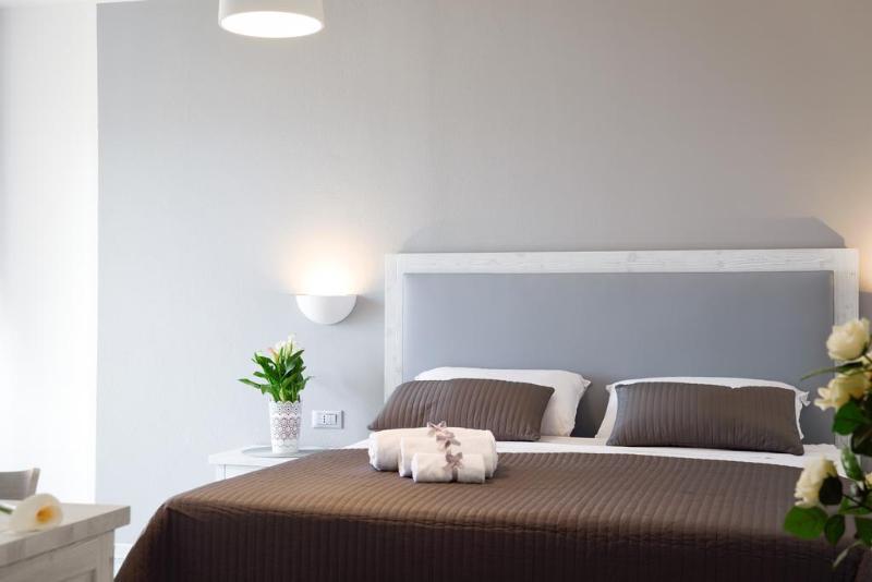 אורוסיי Hotel Gli Ulivi מראה חיצוני תמונה